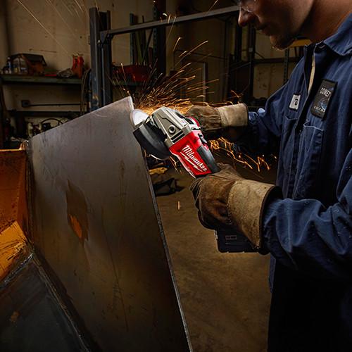 Milwaukee 2781-20 M18 FUEL Lithium-Ion 4-1-2 in. – 5 in. Slide Switch Grinder with Lock-On (Tool Only)