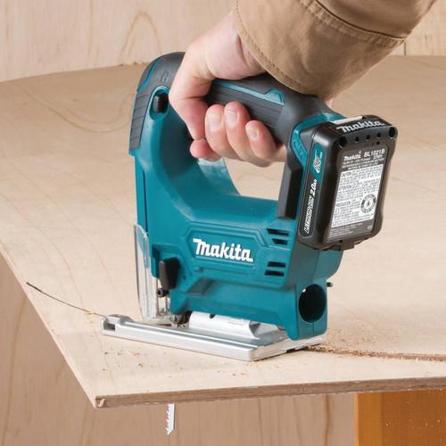 Makita VJ04R1 12V max 2.0 Ah CXT Lithium-Ion Cordless Jig Saw Kit